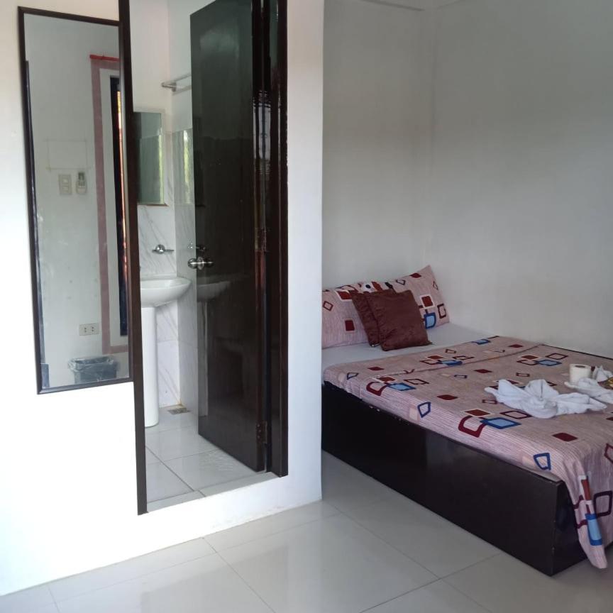 Chelle'S Apartelle-Inn El Nido Exteriér fotografie